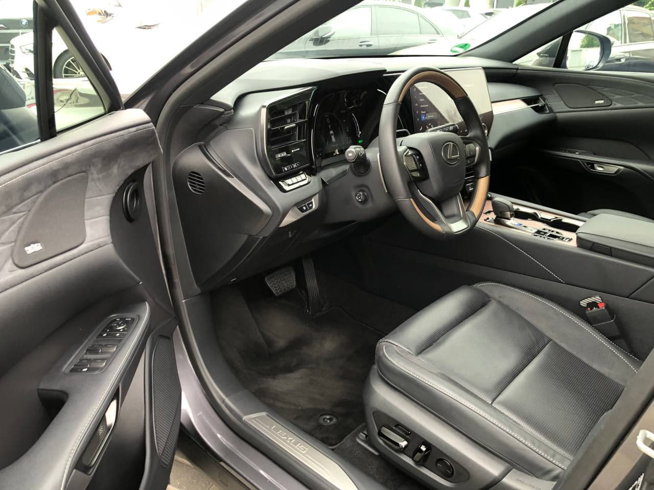 Lexus RX 450h 2023 — Миниатюра 7