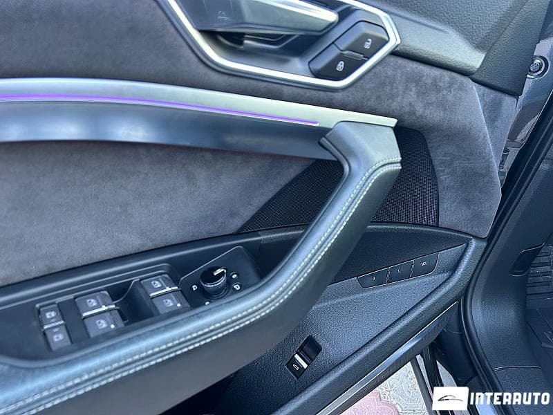 2019 Audi E-tron — Miniatură 7