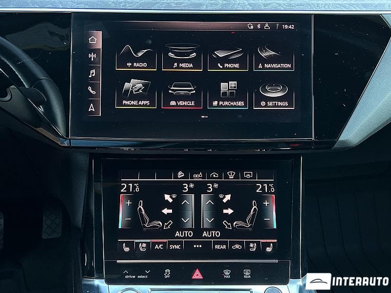 2019 Audi E-tron — Miniatură 13