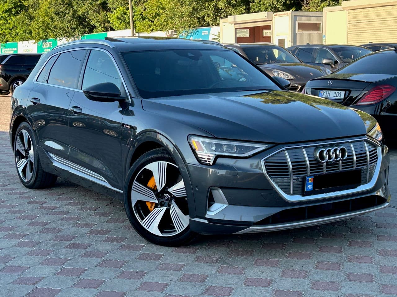 2019 Audi E-tron — Miniatură 4