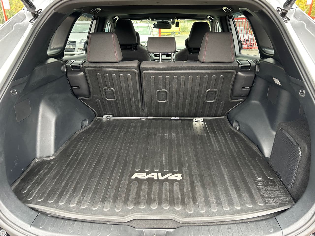 2021 Toyota Rav-4 — Miniatură 24