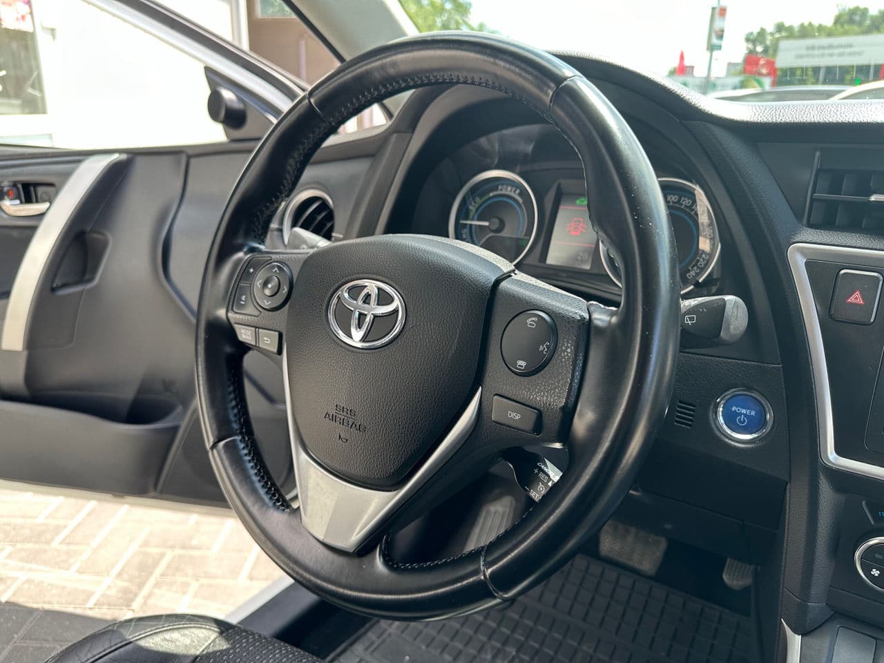 2013 Toyota Auris — Miniatură 8