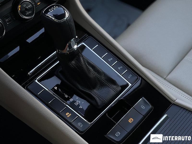 2016 Skoda Superb — Miniatură 20
