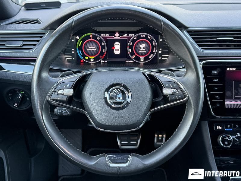 2021 Skoda Superb — Miniatură 11