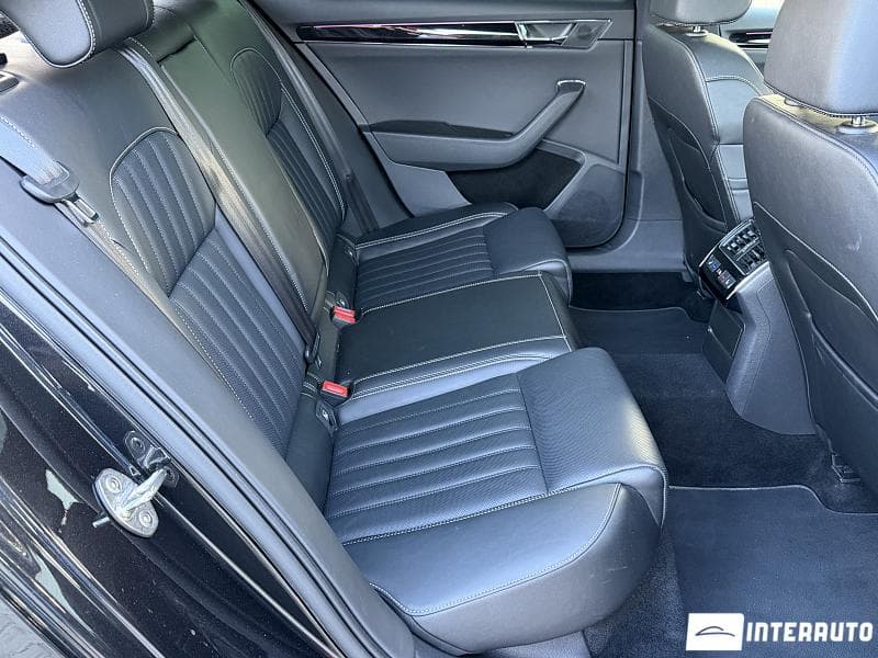 2021 Skoda Superb — Miniatură 22