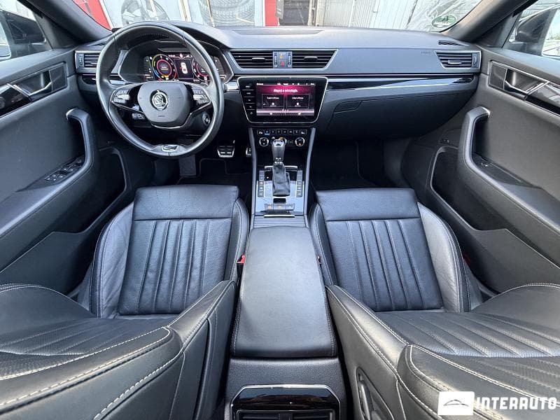 2021 Skoda Superb — Miniatură 10