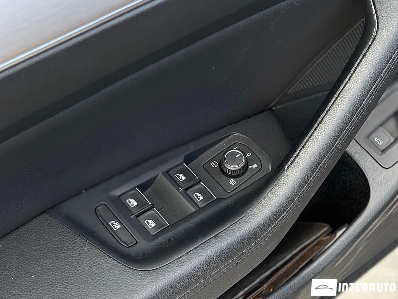 2016 Volkswagen Passat — Miniatură 7