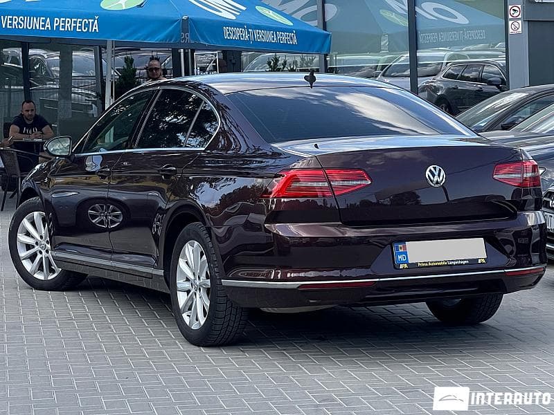 2016 Volkswagen Passat — Miniatură 4