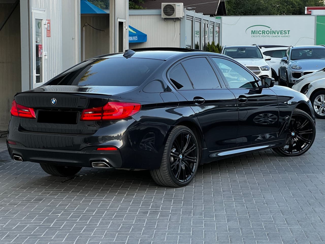 2019 BMW 530e — Miniatură 2