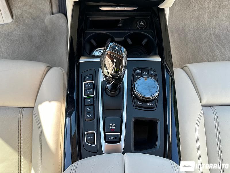 BMW X5 4.0e 2016 — Миниатюра 13