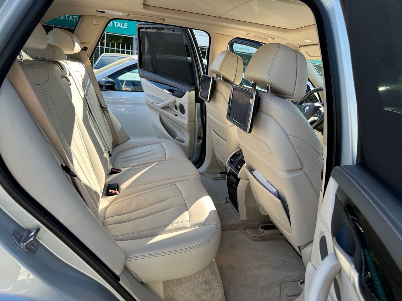 BMW X5 4.0e 2016 — Миниатюра 14