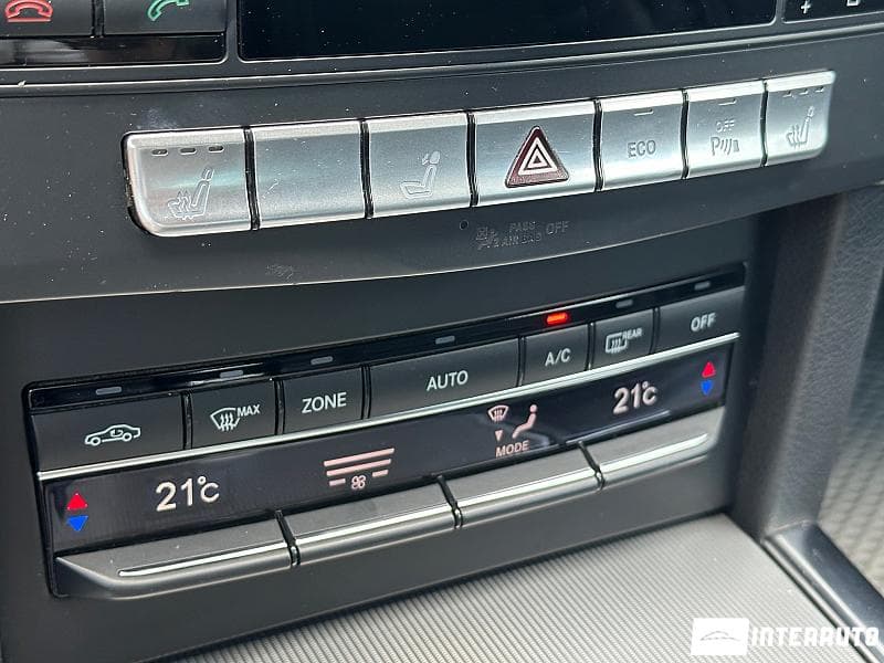 2014 Mercedes E 200 — Miniatură 18