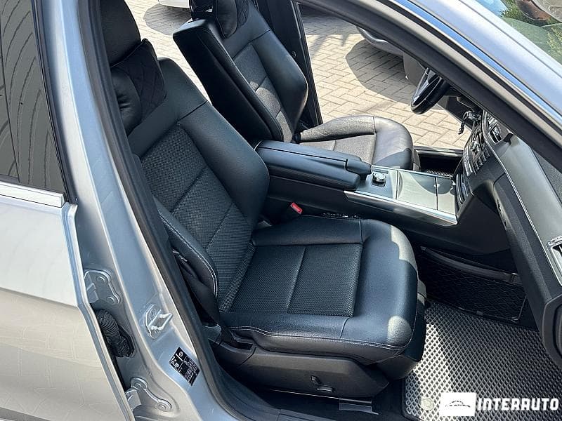 2014 Mercedes E 200 — Miniatură 6