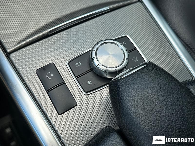 2014 Mercedes E 200 — Miniatură 14