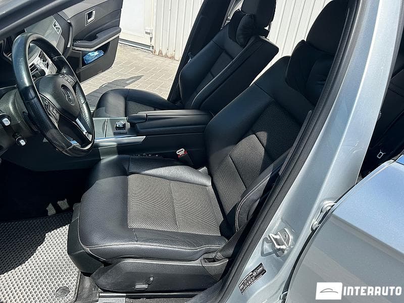 2014 Mercedes E 200 — Miniatură 5