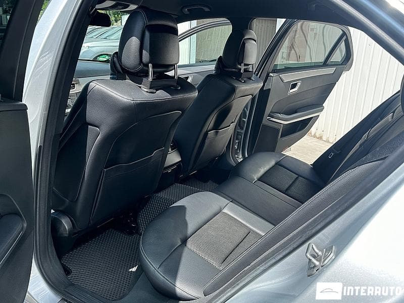2014 Mercedes E 200 — Miniatură 7
