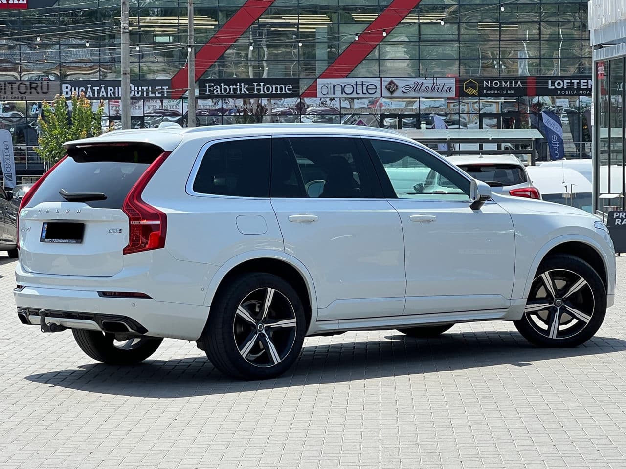 2016 Volvo XC 90 — Miniatură 3