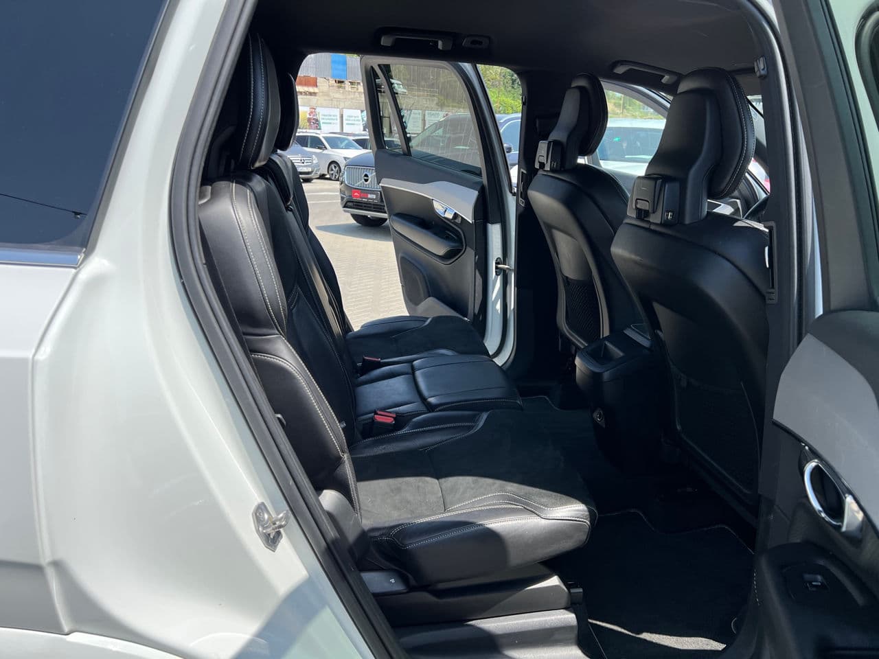 2016 Volvo XC 90 — Miniatură 13
