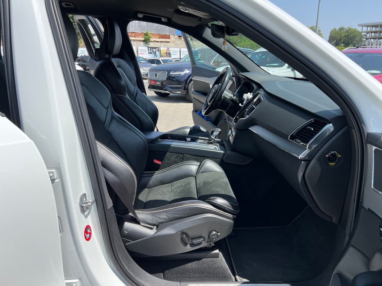 2016 Volvo XC 90 — Miniatură 14