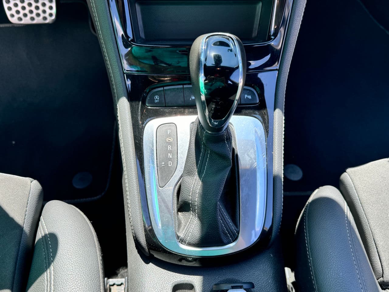 2019 Opel Astra — Miniatură 11