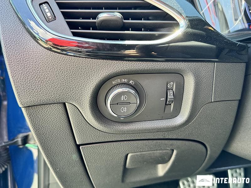 2019 Opel Astra — Miniatură 19