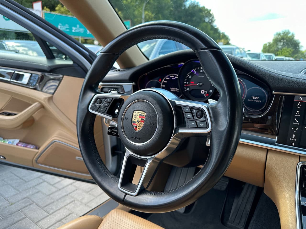 2017 Porsche Panamera — Miniatură 11