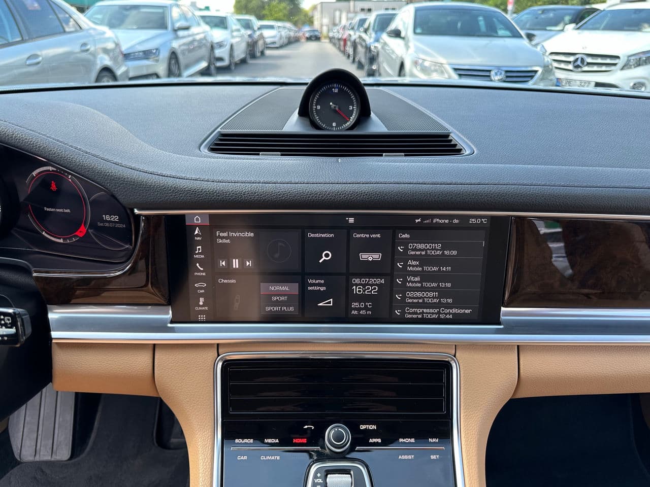 2017 Porsche Panamera — Miniatură 15