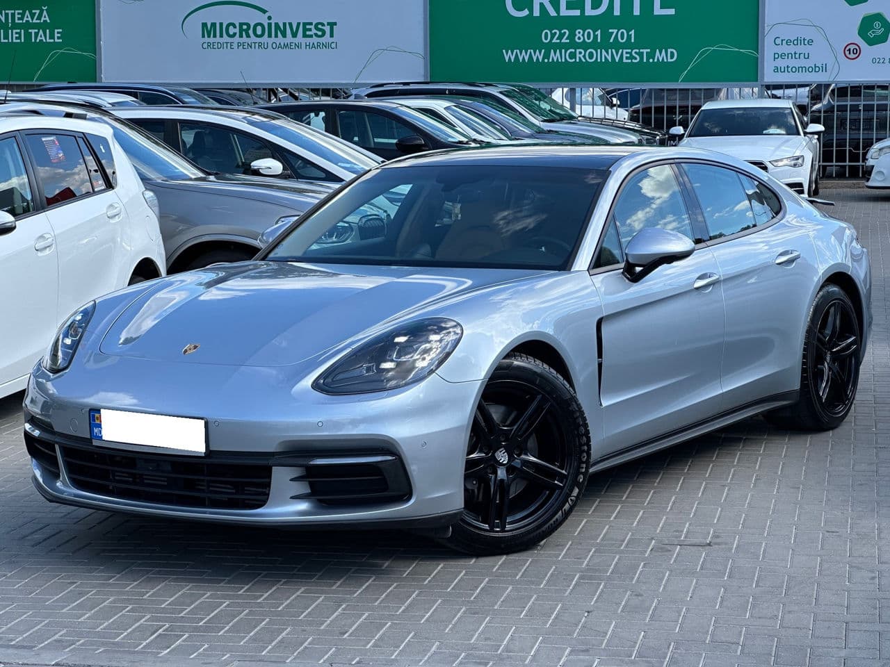 2017 Porsche Panamera — Miniatură 2