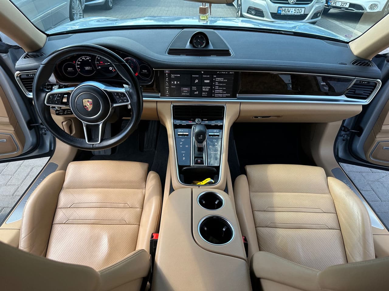 2017 Porsche Panamera — Miniatură 9