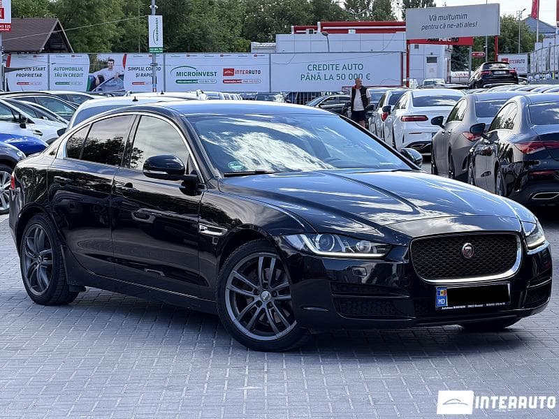 2017 Jaguar XE — Miniatură 4