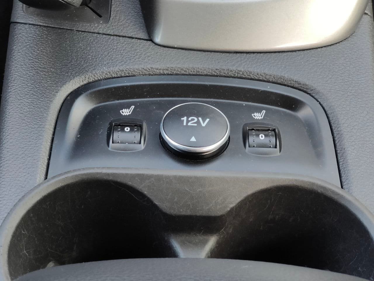 2014 Ford Focus — Miniatură 14
