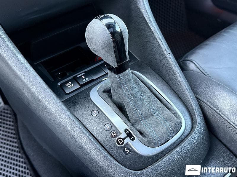 2010 Volkswagen Golf R — Miniatură 12