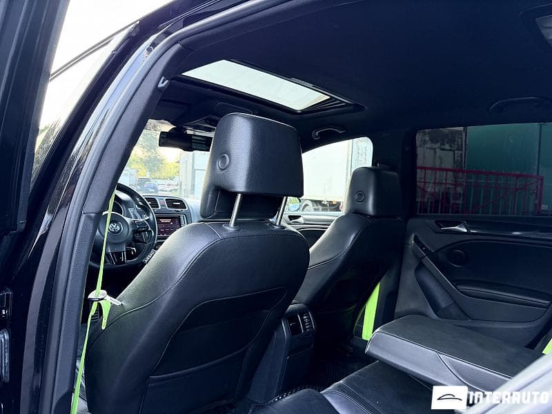 2010 Volkswagen Golf R — Miniatură 7