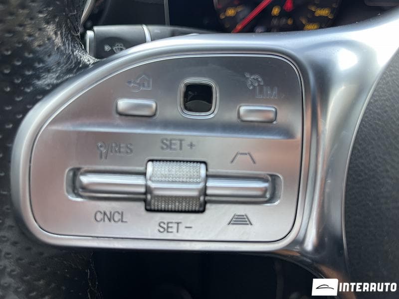 2019 Mercedes E 300e — Miniatură 11