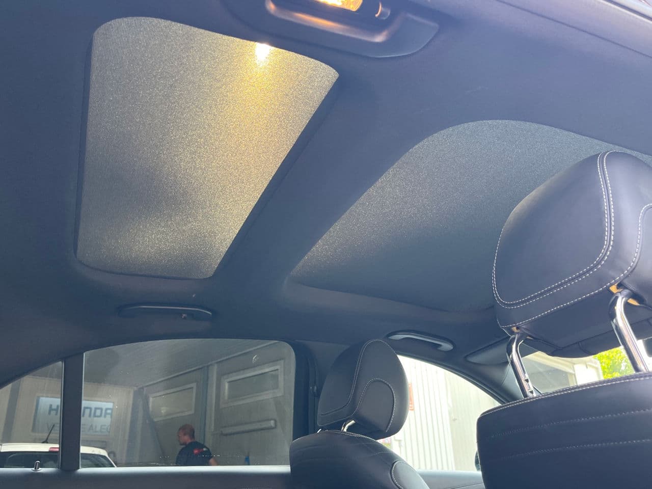 2019 Mercedes E 300e — Miniatură 19
