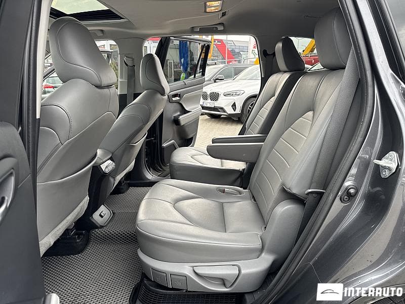 2020 Toyota Highlander — Miniatură 20
