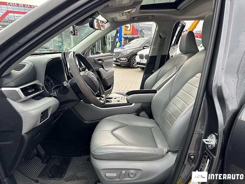 2020 Toyota Highlander — Miniatură 5