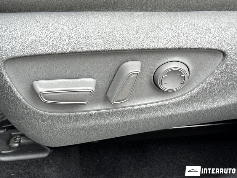 2020 Toyota Highlander — Miniatură 16