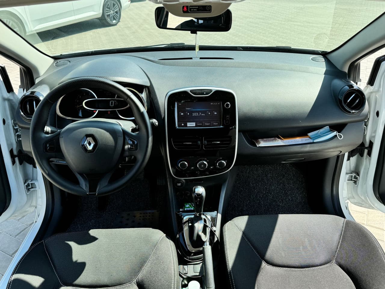 Renault Clio 2015 — Миниатюра 6