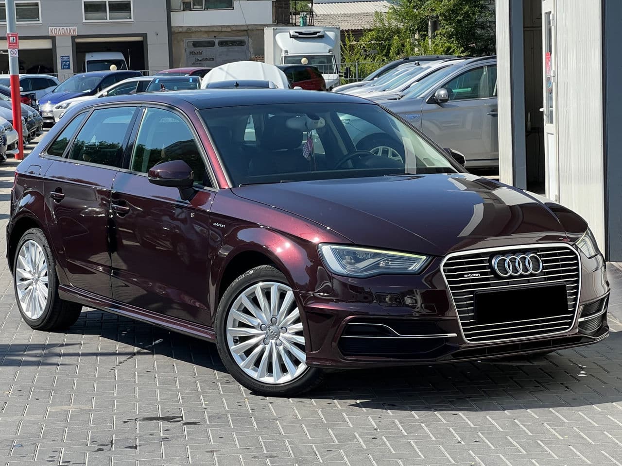 Audi A3 E-tron 2015 — Миниатюра 3