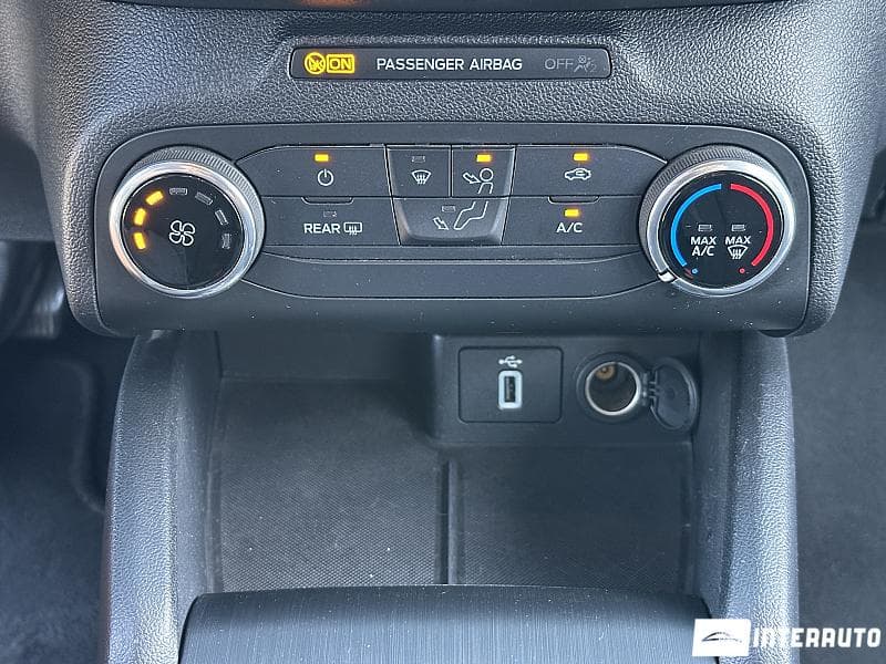 2020 Ford Focus — Miniatură 11