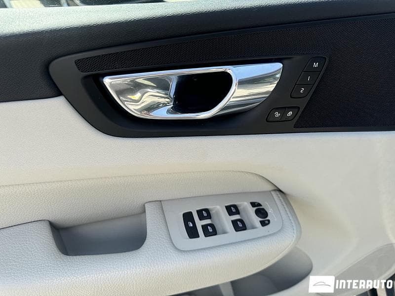 2018 Volvo XC 60 — Miniatură 10