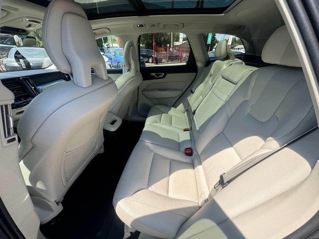 2018 Volvo XC 60 — Miniatură 25