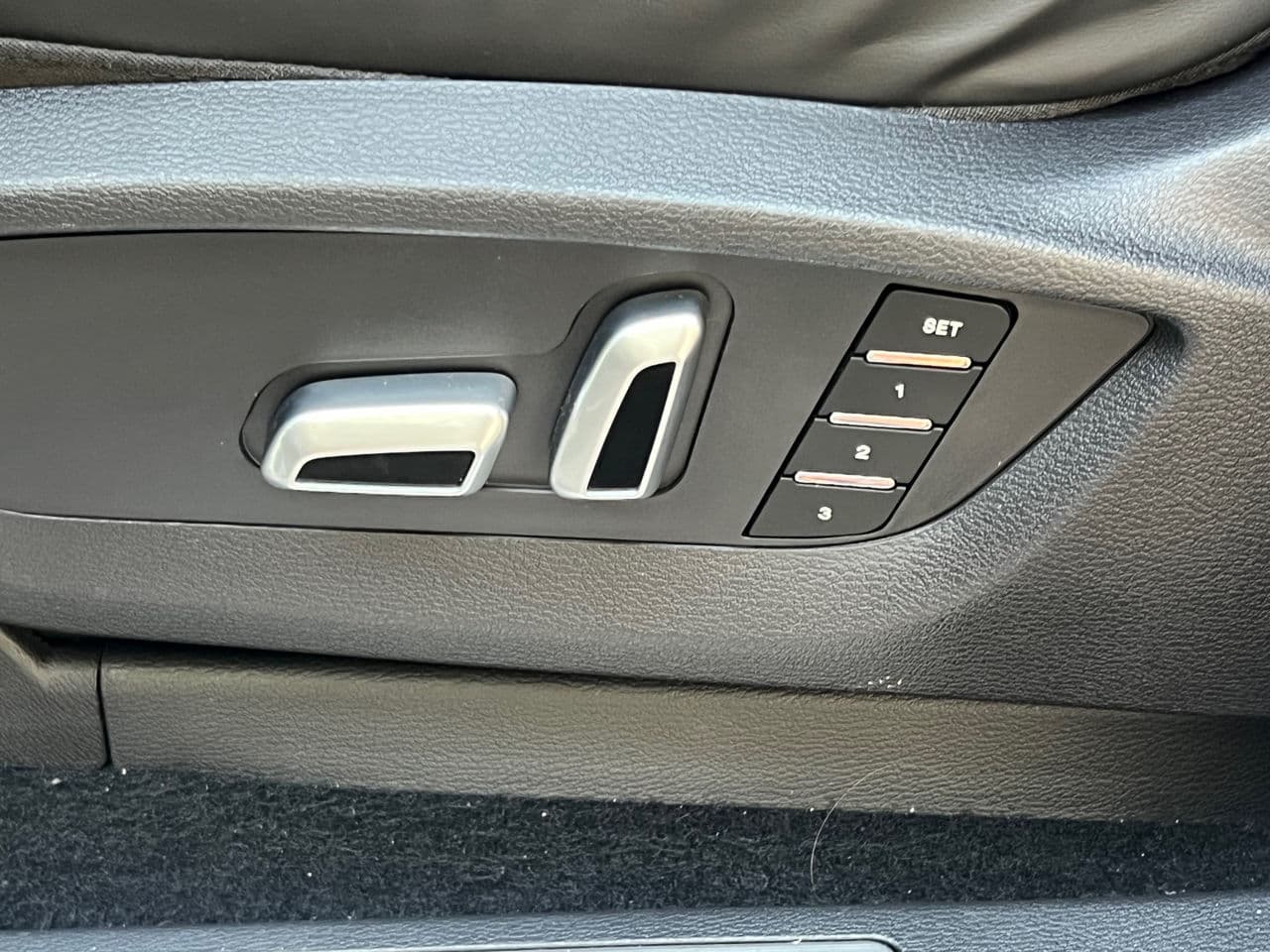 2020 Haval H9 — Miniatură 25