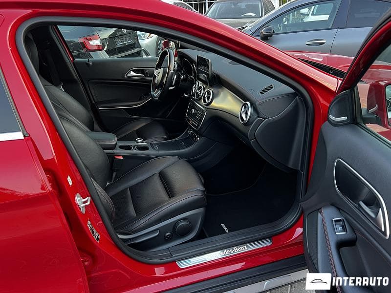 2016 Mercedes GLA 200 — Miniatură 16