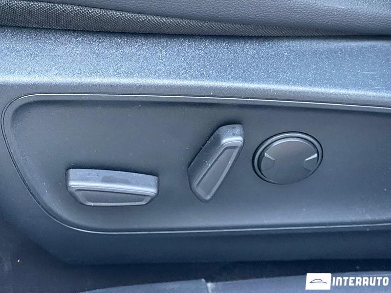 2021 Ford Escape — Miniatură 10