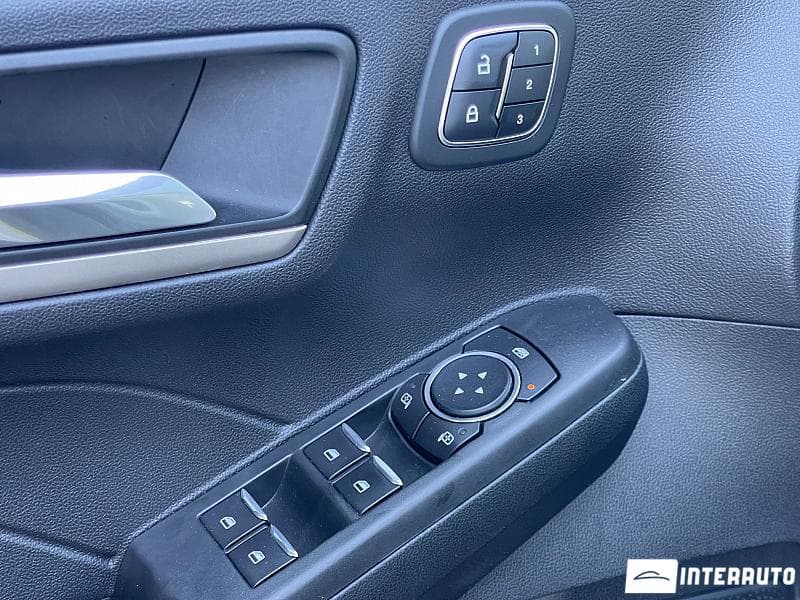 2021 Ford Escape — Miniatură 8