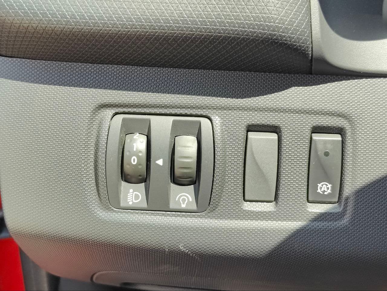 Renault Clio 2015 — Миниатюра 18
