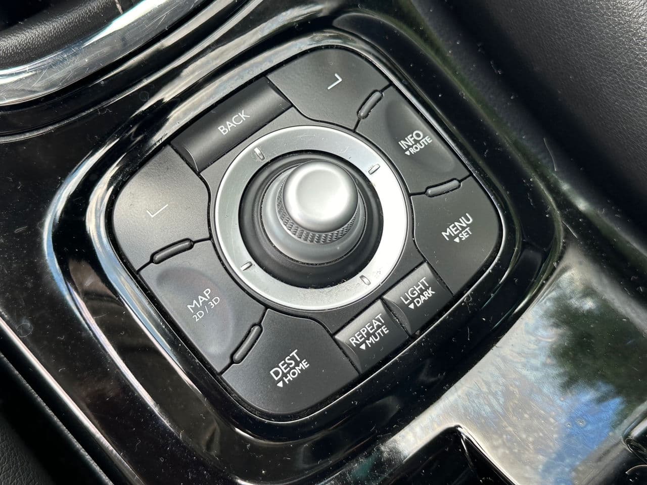2012 Renault Megane — Miniatură 12