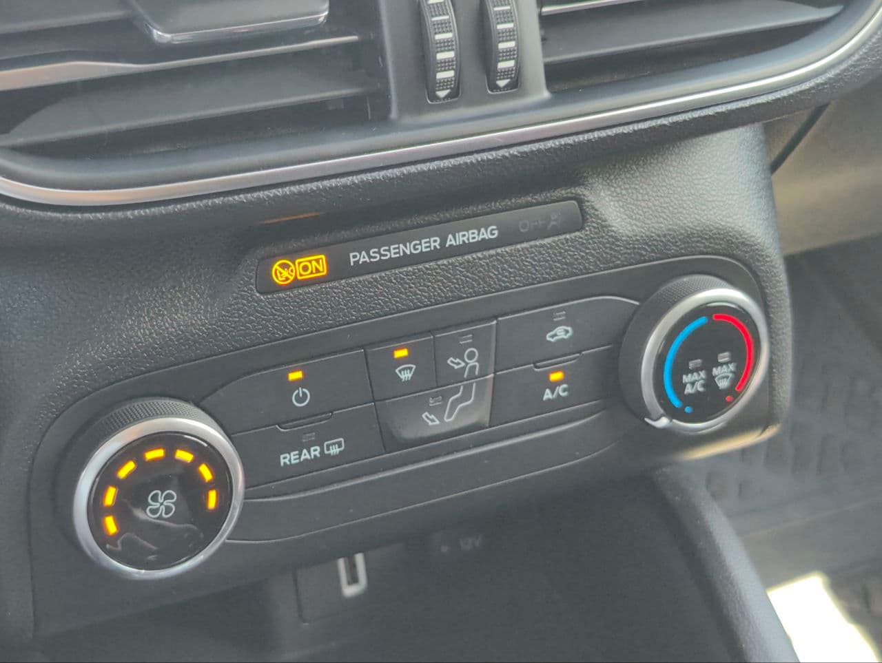 2019 Ford Focus — Miniatură 13